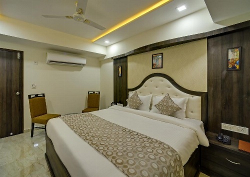 Rudra Royale Hotel image 17